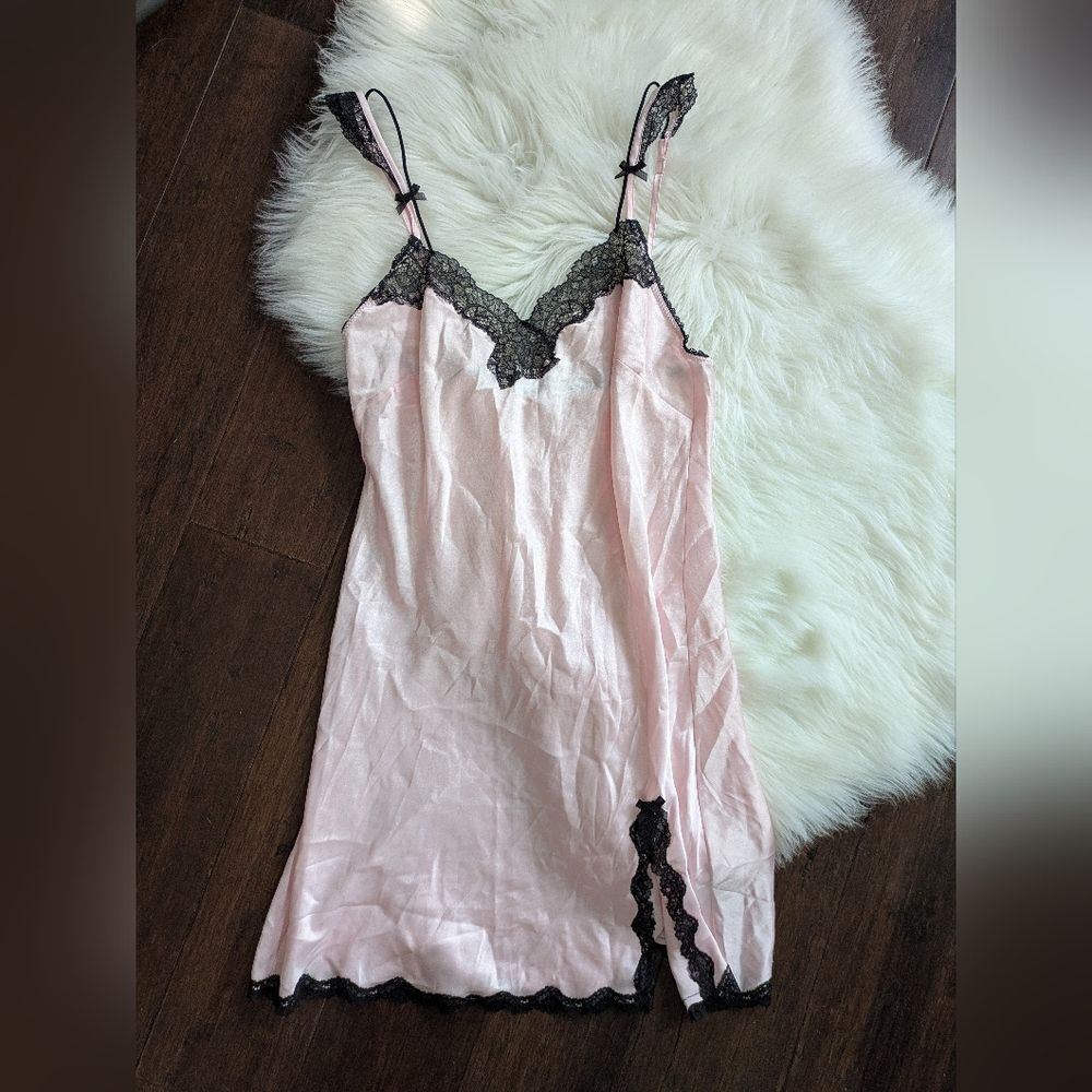 Victoria's Secret Pink and Black Lace Chemise